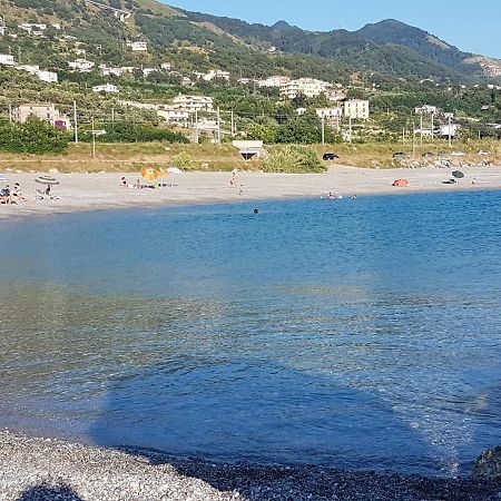 B&B L'Eucalipto Paola Buitenkant foto