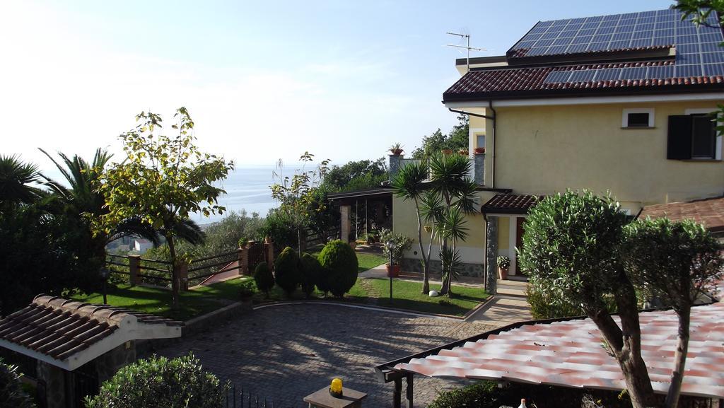B&B L'Eucalipto Paola Buitenkant foto
