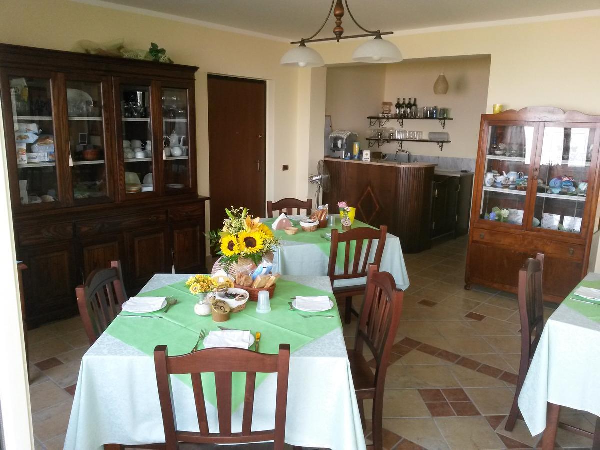 B&B L'Eucalipto Paola Buitenkant foto